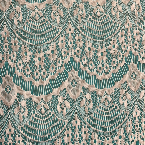 🥳5 for $25 sale! #5for25 Darling dress! Great condition! Stretchy - Picture 2 of 9